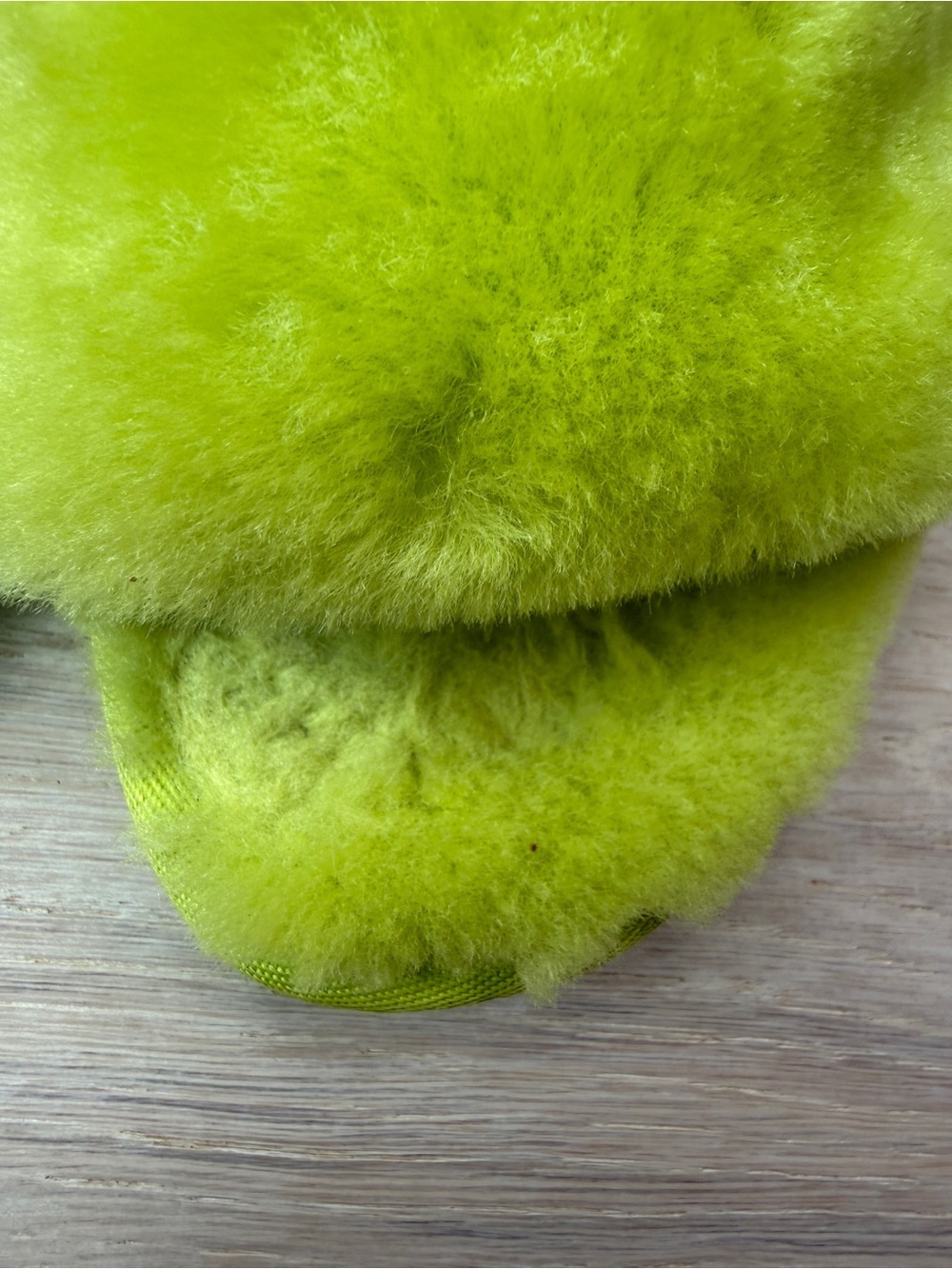 UGG Fur Sandals - Picture 12 of 12